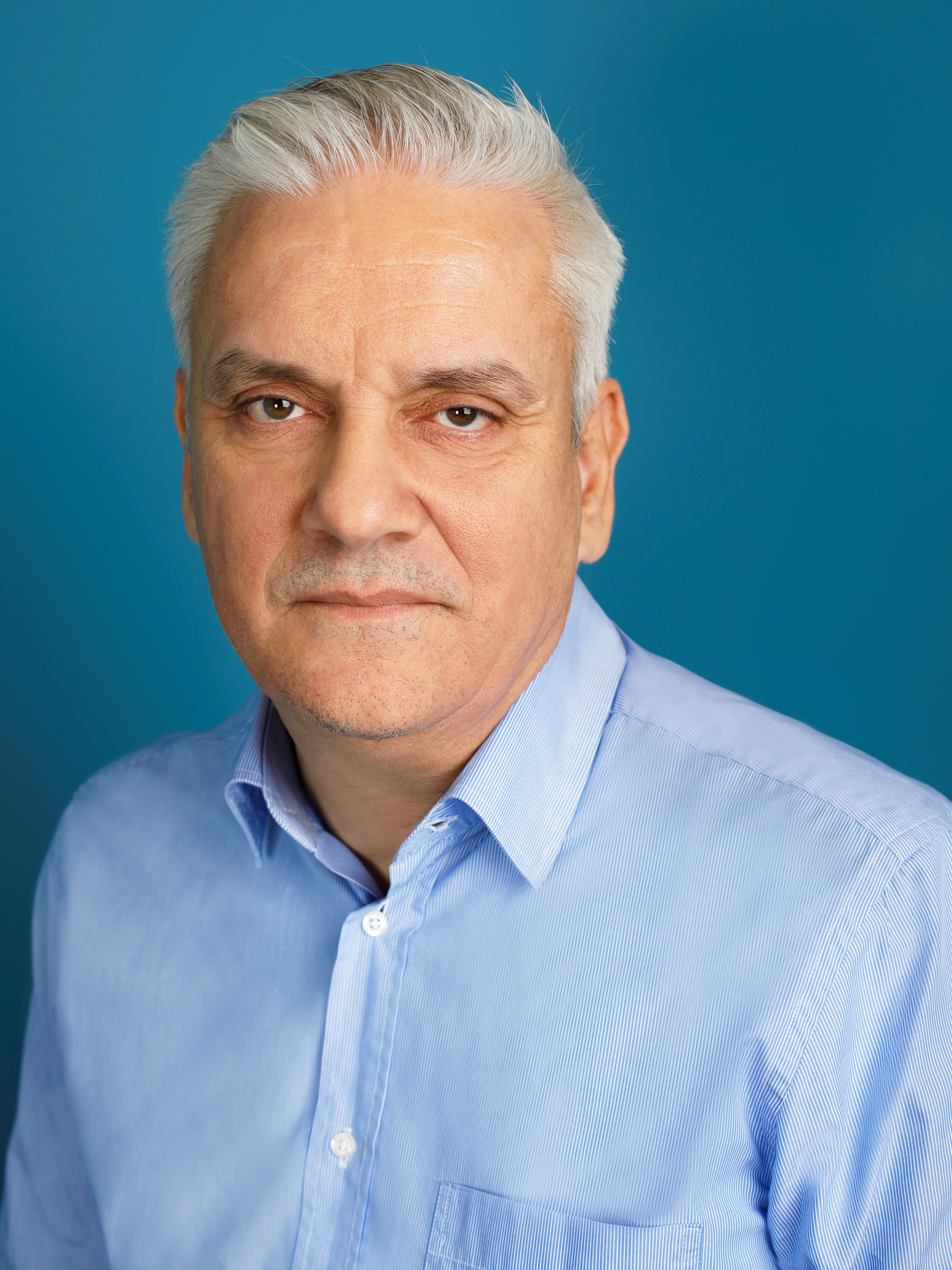 BABIS TZANAKIS_CA-.jpg