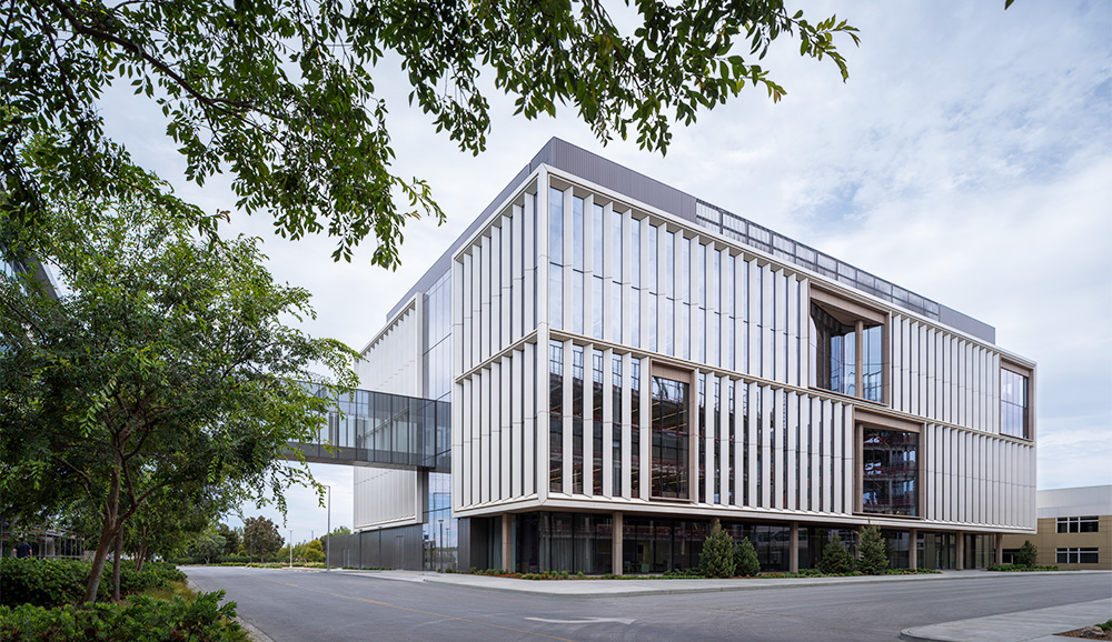 Gilead's new 182,000-square-foot Research Center in Foster City, Calif., marks the latest milestone in the company's $32 billion investment in U.S. research, development and manufacturing through 2030