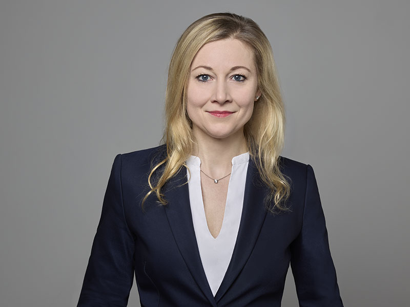 Julia Polly.jpg